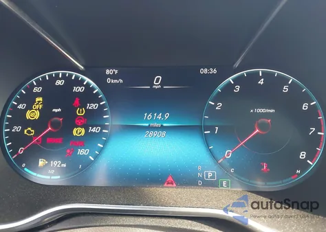 2023 Mercedes-Benz C 300 4Matic z USA, uszkodzony, nr VIN W1KWJ8EB7PG121891